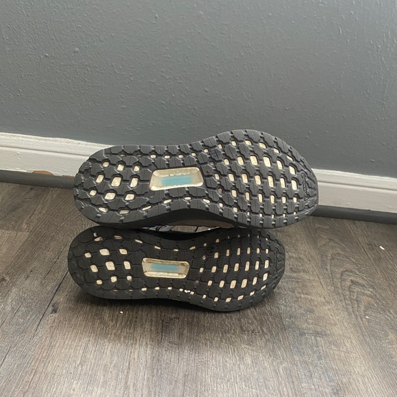 Adidas ultra boost x Star Wars 19 - Picture 5 of 6